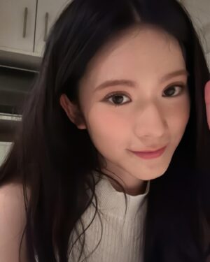 Cloud Wan Instagram - recent selfie compilation 🐽

學習自拍中～
不過大家同我影相唔好再叫我揸機
我會生氣的😤