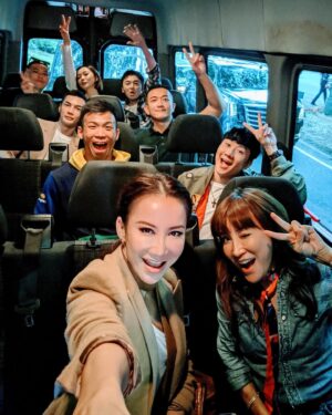 CoCo Lee Instagram - CoCo with friends in New York City
@jjlin @luodanwang @jumiuswong @ralphlauren

#RalphsClub #RLCollection #FW2019 #NYFW #RalphLauren
#throwbacksunday