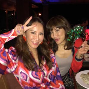 CoCo Lee Instagram - Happy birthday to my dearest sister Nancy💖💖💖 Thx for always being my best friend/spiritual advisor/yoga teacher/eating partner/manager/and most of all, being the best sister I could ever ask for... love u so much... keep practicing that head stand😆💖💕❤️