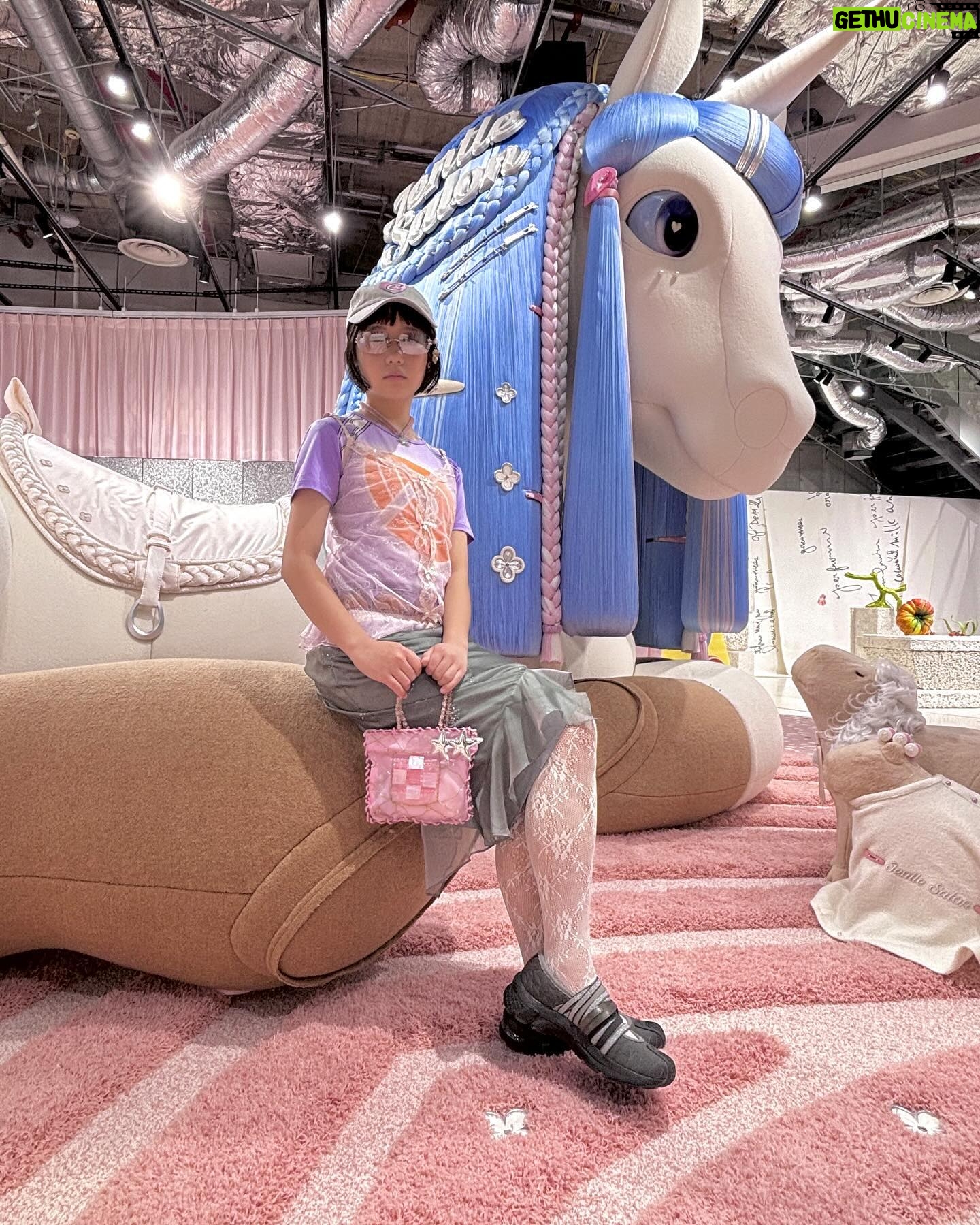 Coco - 21.7K Likes - JENTLE SALON Starts from May 1st🦄
@gentlemonster
@jennierubyjane
#GENTLEMONSTER
#JENTLESALON
#GENTLEMONSTERXJENNIE
#ジェントルモンスター