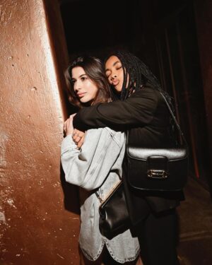 Coco Rebecca Edogamhe Instagram - Come va? Qui tutto bene🕺🏽⭐️