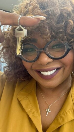Cocoa Brown Instagram - Words cannot express how INCREDIBLY BLESSED & GRATEFUL I AM! Feb 18, 2024 my entire life changed but the outpouring of love & support I have received has made my heart full! Humbled me in ways I could not imagine. GOD DID THIS! And He has placed such incredible people like @egyptsherrod and her realty company @indigoroadrealty in my life to make today May 17th one of the best days I’ve seen since the devil tried to break me! Thank you Egypt and your entire team for everything you did for me during this time of REBIRTH! Ahhhhhh GRATITUDE ON 10000000000!🌹🥰❤️#newbeginnings #phoenixrising #rebirth #godisgood #blessed #patience #surrender #inhistime #alldreamscometrue #faithful #gratitude