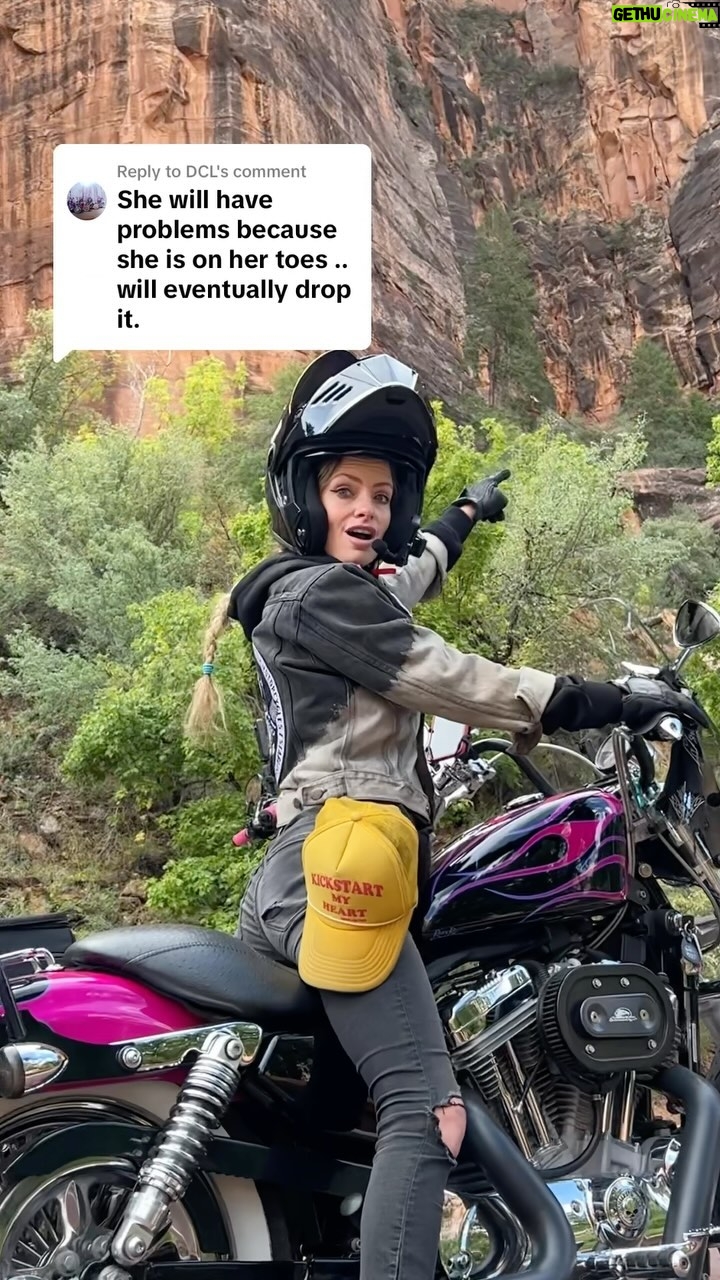 Cody Renee Cameron - 13.5K Likes - Please mansplain riding motorcycles more to me, sir. 🤣 Thoughts?!
#bikerchicksofinsta #chickswhoride #bikerbabe #bikerchick #sportster #harleydavidson #azbikeweek