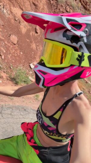 Cody Renee Cameron Instagram - Tired of relying on boys with toys so I rented a truck & a dirt bike & drove solo 15 hours to the middle of the desert to camp with 300 adventure bikers at @thedustylizard in Moab Utah @area.bfe 😎🤘🏻⚡️ YOLO BABY! 

Huge shoutout to @moskomoto for putting on the event @moskopete for hosting @eat_sleep_moto_beer for coordinating @killaahhhh for being my muse in most of this video @_brandi_moya for inviting me, & both badass women for giving me courage! I’m dirt addicted! 

Event: @thedustylizard
Created by: @moskopete @moskomoto 
Bike rental: @live100moto 
Gear: @foxwomens 

See you at the next #dustylizard in August in Colorado! 

#dirtbikegirls #honda250 #adventurebike #motobabe #moab