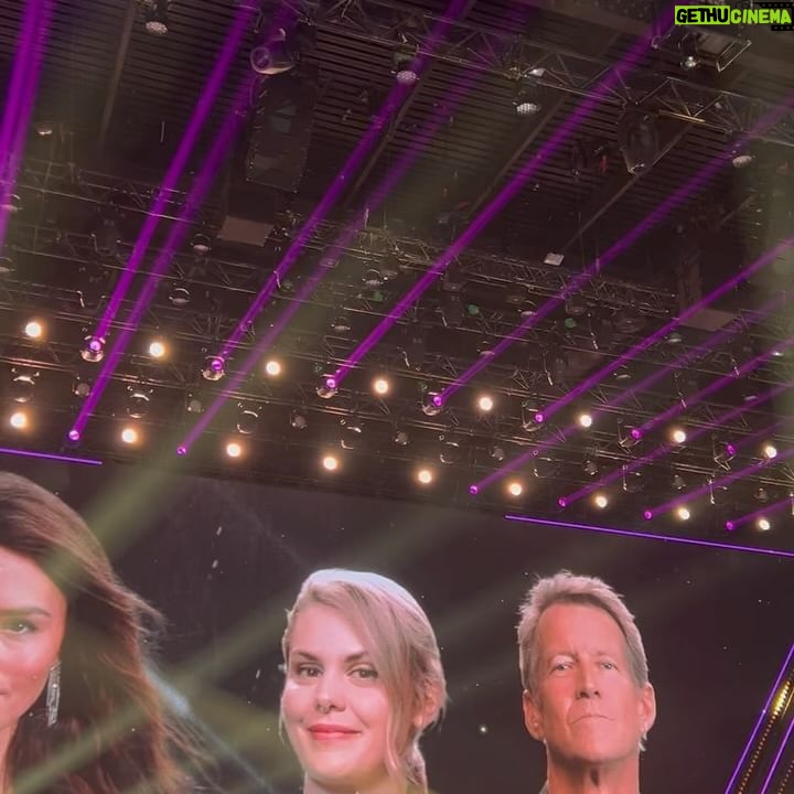 Coeur de Pirate Instagram - Soyons prêts pour le moment le plus lol de toute ma vie DEMAIN bisous