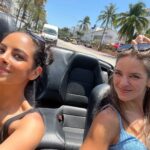 Collien Ulmen-Fernandes Instagram - Mit @wiehelene im Film-Cabriolet durch Miami cruisen.🇺🇸🌴 #FilmingInAmerica #Miami #CollinsAvenue 🎬