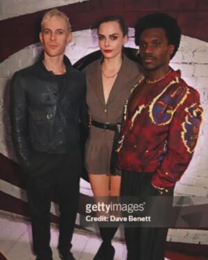 Comfort Fedoke Instagram - #GALANIGHT I like to move in silence but this is too exciting not to share. I’ve been living in London for a year in a half as an associate choreographer for #Cabaret @kitkatclubldn . This is my second cast change and It’s been an absolute pleasure building and working alongside this dynamic team. @alanna_kajdi @benfergusonmd @yestomhughesyes Thankful for all the ups and downs, it made the night even more special seeing all the hard work come to life. 
Honestly we have some of the most talented cast members in the west end, tru MVPS ‼️💫
Beyond proud of @caradelevingne @michaelahomka_ and #luketreadaway continue to #TrustTheProcess 
•
I’m still building here in London and learning more and more about myself everyday and I’m grateful for the process 🙏🏾 

Vintage reconstructed blazer by @cheshe.diversion 
Hat by @jamiroquaihq( just kidding , I just feel as cool as him)

Black onyx choker by @fitecjbd 
Mustard seed bottle necklace gifted by @antbhair 🙏🏾🥹