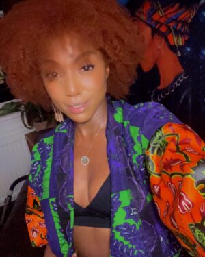 Comfort Fedoke Instagram - New Color 🧑🏾‍🦰 Whatcha think?
I think I’m bout to have fun with this 😎
•
Supporting black companies and owners here in London⬇️

Hair color by @hairbyfloria @texturesalonlondon 
Hair product by @4conly 
Shirt by @youmeewee 
#copper #newlook #londonlife #naturalhair #natural #afro #4conly #africanbeauty