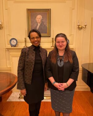 Condoleezza Rice Instagram - This week marks one year since Russia’s invasion of Ukraine, and one year of Ukrainians’ brave fight for their country.

I had the honor of meeting with Ambassador @markarovaoksana. She is a strong voice for her fellow citizens on the front lines defending democracy. They are fighting for the values that all of us espouse – freedom, liberty and the ability to live in a place of opportunity not oppression. The Ukrainian people will win, and we stand by them.