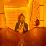 Conor Leslie Instagram - paris au printemps, 🌧️✨