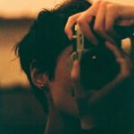 Conor Leslie Instagram – a grainy February self portrait featuring vintage earrings my mother gave me.

35mm •Pentax k1000• cinestill 400D color film•

For my film nerds who always ask: it’s on an 85mm lens which is actually my favorite lens as it allows me to do portraits and also capture street photography moments up close while being far away. 

🤍🎞️