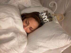 Constance Marie Instagram - Celebrating New Years my favorite way! Partying like a rockstar….😂
Nite nite ✨
Happy New Year Sweet peeps✨
Be safe out there…✨