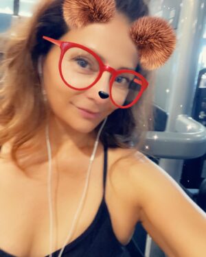 Constance Marie Instagram - #Tbt to that time I was at the gym and I was a Snapchat teddy bear✨
#UseItOrLoseIt #Thursday #thursdaymotivation #gym #GymMotivation #Snapchat #TeddyBear