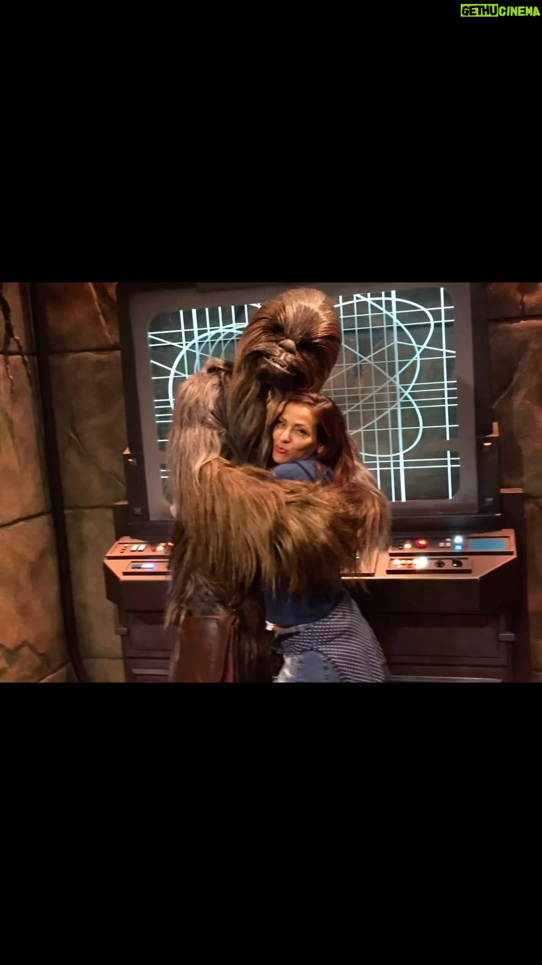 Constance Marie Instagram - Nerd and loving it! 🤓 #StarWars #maythe4thbewithyou #Saturday #StarWarsDay #chewbacca #ChewbaccaHug