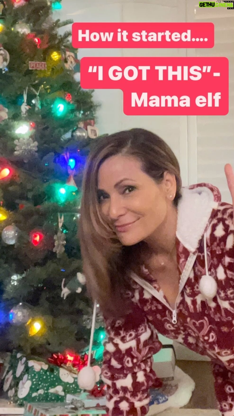 Constance Marie Instagram - After all the shopping, Comes the wrapping! Why does it take so long? Because I am a Virgo and I NEED it to look pretty!!! β¨ππβ¨ #MamaElf #MerryChristmas #Mama #Mommy #Mom #Friday #fridayvibes #christmasiscoming #christmas