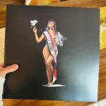 Constance Zimmer Instagram - Cowboy Carter @beyonce on REPEAT. #saturday #vinyl #queenbee