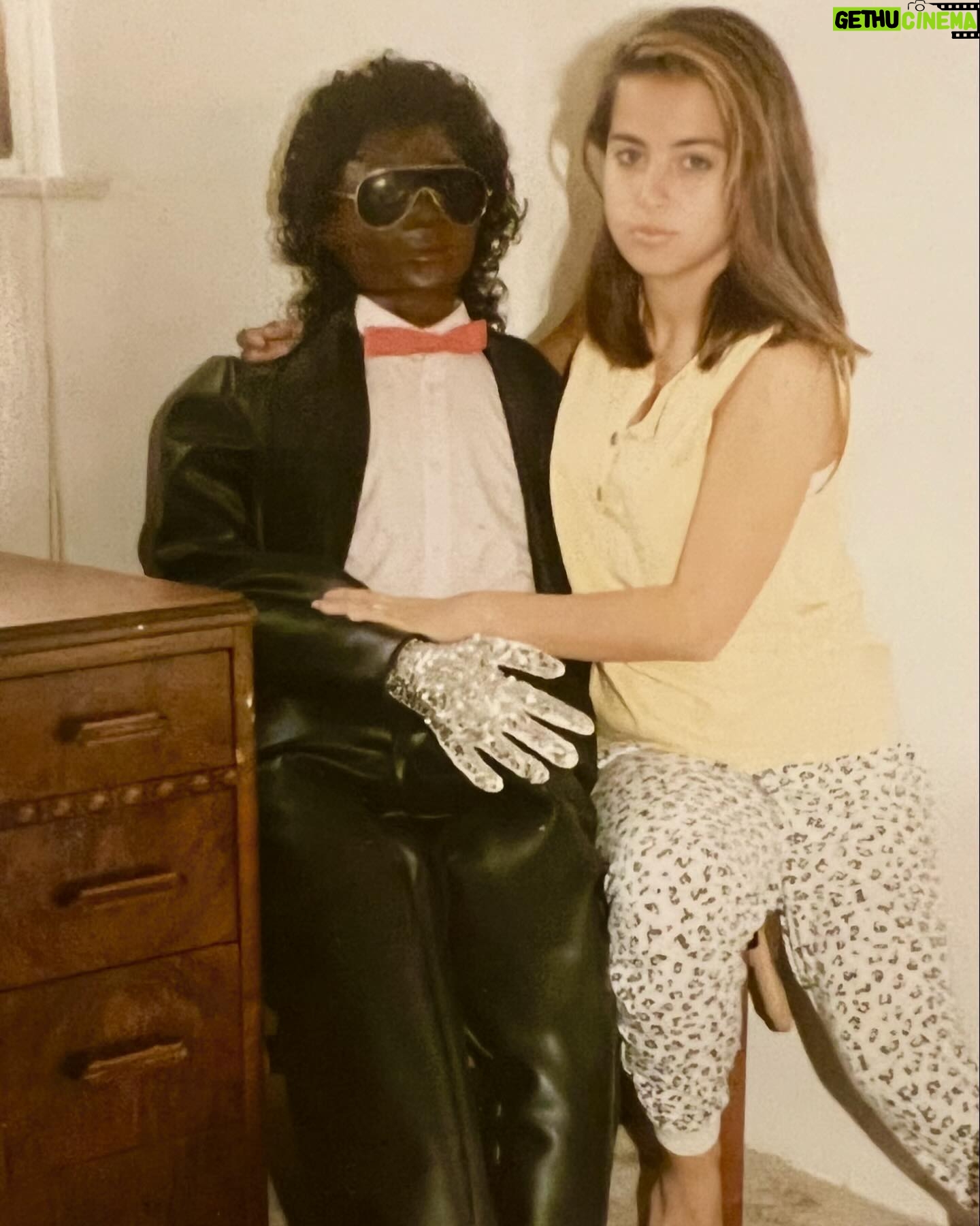 Constance Zimmer - 2.9K Likes - #tbt 15 year old me posing with my birthday presentā¦my very own life sized Michael Jackson doll. My face says it allā¦#yourewelcome