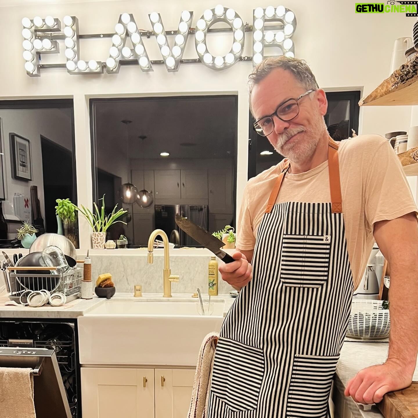 Constance Zimmer Instagram - Happy Birthday to this guy, who not only knows what to do with every camera handed to him, but can make anything in the kitchen turn into magic on a plate! We are so glad you were born, not sure where we’d be without you @russlamoureux