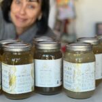 Constance Zimmer Instagram - I’m happily on day 5 of my 30 day @owlvenice #owlbrothchallenge! I wanted to end this year AND start 2024 taking care of myself! So I’m drinking 8oz of bone broth everyday for 30 days (they also have a vegan broth) alongside my regular meals. For an immune system boost (that we all could use), strengthen my bones, AND help my skin, hair and nails, duh! Want to do it with me? Link in my bio - use Constance10 for 10% off. Do something nice for your body or give it as a gift to someone else! #mondaymotivation