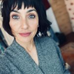 Constance Zimmer Instagram - Someone got some hairs cut!!! Thank you @aims888 for your patience, as we went shorter and shorter…did my own make up too for a thingy today thanks to @iliabeauty #tuesday