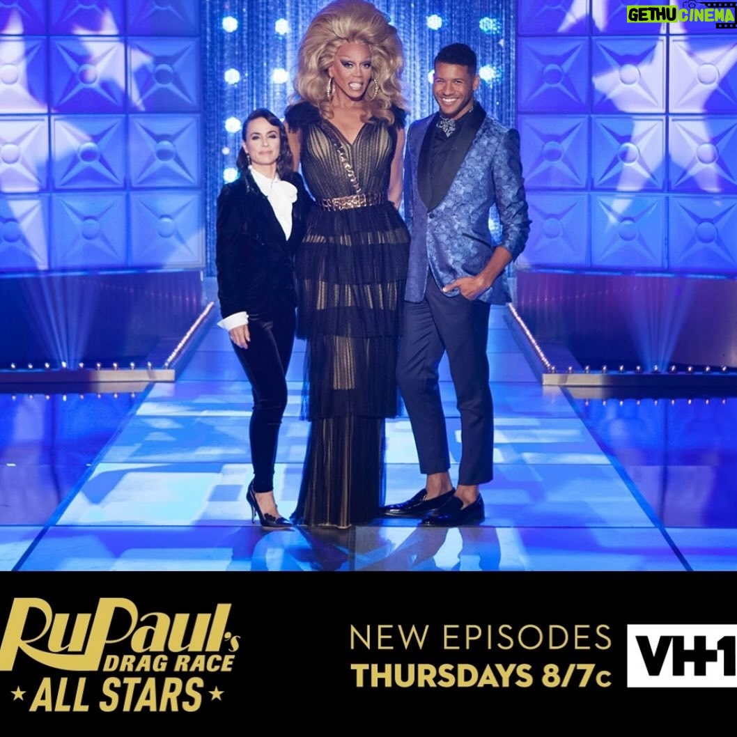 Constance Zimmer Instagram - Happy 15 years @rupaulsdragrace and Congrats @rupaulofficial for being the most awarded host in Emmy’s history! This was one of the greatest days ever! #youbetterwork