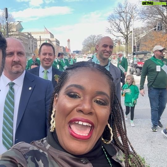 Cori Bush Instagram - Happy St. Patrick’s Day weekend, St. Louis! It’s wonderful celebrating our proud Irish community today alongside Ireland’s Minister of State Patrick O’Donovan, Mayor Tishaura Jones, and Treasurer Adam Layne. Your Congresswoman loves you 💚☘️