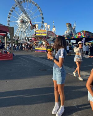 Corinne Massiah Instagram - summer agenda lately🎡