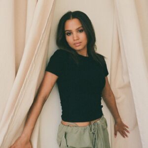Corinne Massiah Instagram - just chillin wbu