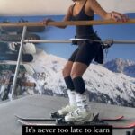 Corinne Foxx Instagram – always wanted to learn how to ski, so I did 🤷🏽‍♀️⛷️💕 thanks @virtualsnowla for the best *virtual* lessons 🙏🏽 #skiing #skilessons #mammoth