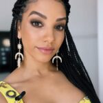 Corinne Foxx Instagram - Missed @beatshazamfox last night? Catch up & stream it on @hulu 💚