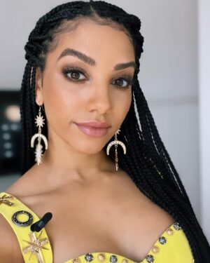 Corinne Foxx Instagram - Missed @beatshazamfox last night? Catch up & stream it on @hulu 💚