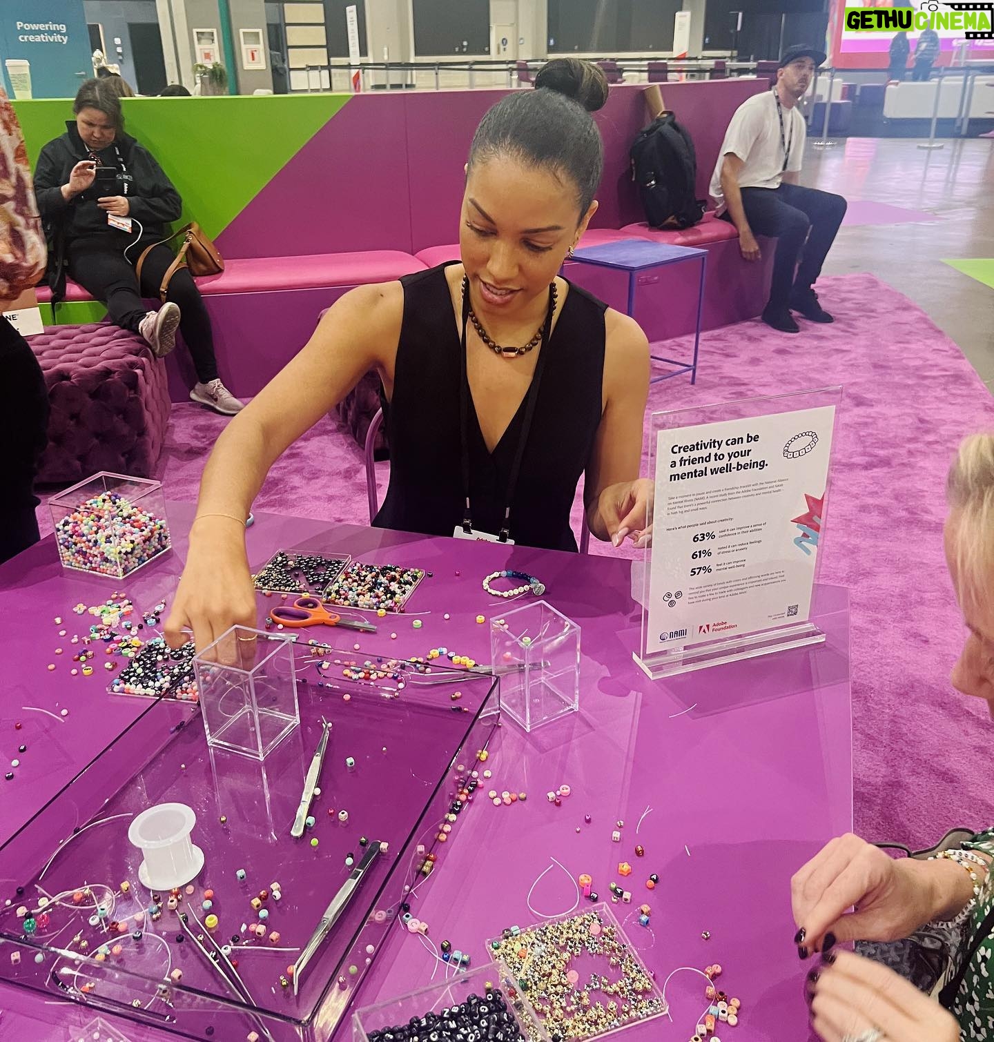 Corinne Foxx Instagram - What a joy it was to take the stage at @adobe MAX alongside @namicommunicate to talk about the intersection of creativity and mental health 🎨💚
