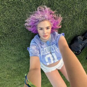 Courtney Nelson Instagram - Coachella Day #1 photodump 🌴💅🏻

#coachella #coachellaoutfit #style #nodoubt #fyp #festival