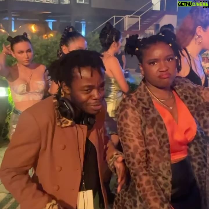 Courtney Taylor - 5K Likes - I made a show and here are some things that were captured šš¾