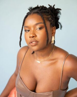 Courtney Taylor Instagram - A face card, you hear me! Editorials AND Headshots ??!! Hit the jackpot with @darshaezamariphoto 👌🏾👌🏾
Hair: @mitchellcantrellbeauty 
MUA: @zazaxobeauty