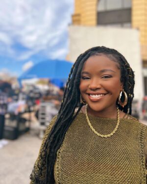 Courtney Taylor Instagram - Abbott know how to keep a girl looking CUYUTE!!! Hope you guys tuned in to last night episode of @abbottelemabc !! Definitely one you didn’t wanna miss 👌🏾👌🏾👌🏾 All episodes are now streaming on @hulu 🔥🔥🔥
•
•
•
•
•
•
•
•
#Fyp #foryou #explore #exploremore #explorepage #comedy #funny #funnyvideos #thisiscourt #tiktok #tiktoks #tiktokvideos #reels #reel #reelsinstagram #instagood #instagram