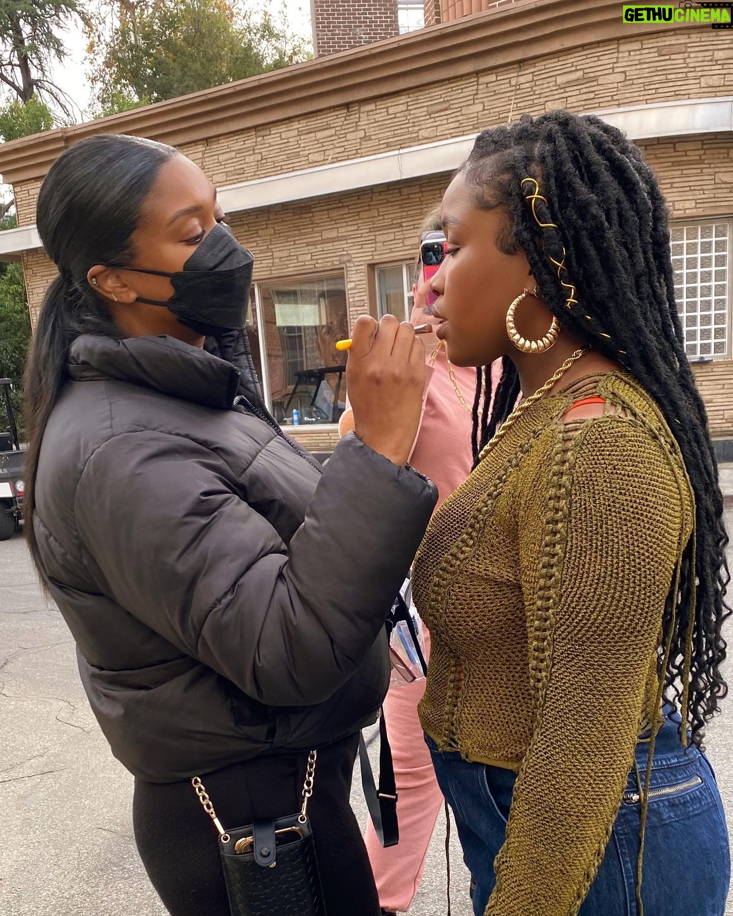 Courtney Taylor - 11.5K Likes - Abbott know how to keep a girl looking CUYUTE!!! Hope you guys tuned in to last night episode of @abbottelemabc !! Definitely one you didn’t wanna miss 👌🏾👌🏾👌🏾 All episodes are now streaming on @hulu 🔥🔥🔥
•
•
•
•
•
•
•
•
#Fyp #foryou #explore #exploremore #explorepage #comedy #funny #funnyvideos #thisiscourt #tiktok #tiktoks #tiktokvideos #reels #reel #reelsinstagram #instagood #instagram