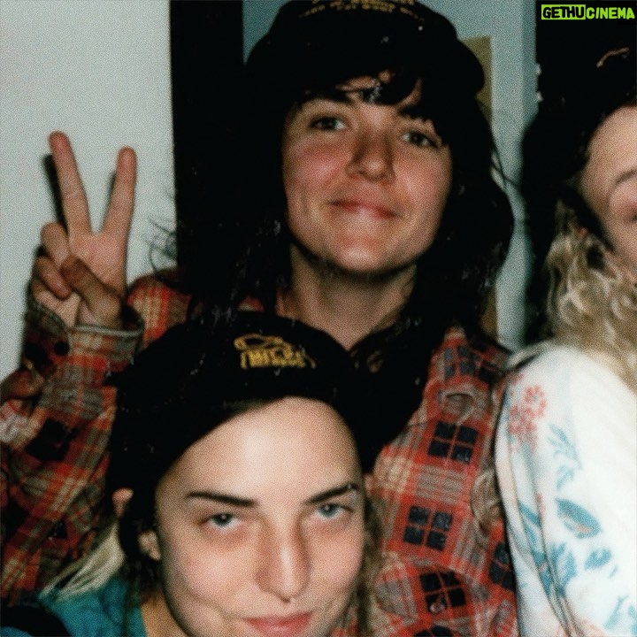 Courtney Barnett - 5.1K Likes - happy 10 years to @chazzybelt ā¤ļøā¤ļøā¤ļø i had a lot of fun recording this version of "Different Now" one sunny day with @steezmeez and honoured to share a nother musical release with my brother @kurtvile ā¤ļøā¤ļøā¤ļø Pre-order the 7" single via @suicidesqueeze link in bio
"Different Now"
Drums & Synths by @steezmeez
Engineered by @steezmeez
Mixed by @omaryakar
Mastered by @heba_kadry
Artwork by @ledouxville
Photo by @thomthom84