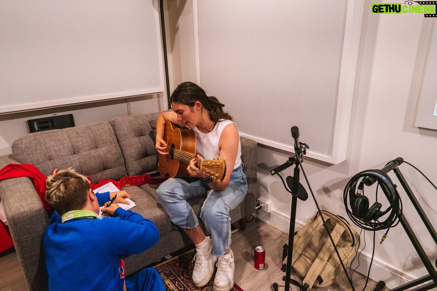 Courtney Barnett Instagram - Thank you so much to @apraamcos and @alwayslivevic for inviting me to curate the latest APRA AMCOS Songhubs. Big love & thank you to inspiring special guests @emmadonovan_music @jono.ma @moju_music @steezmeez and extra thanks to all the talented songwriters & producers who helped make it so fun and memorable @alex.the.astronaut @bonnievezeleaameliaknight @felivand @goodfknmorning @holliecol @itskinkora @lilmallrat @merpiremusic @rvg____ @ryandowneymusic More thanks to @fallbackstudios & tech wizards & coffee chariots & @rcstills for all the photos & @look.out.kid & of course everybody at @apraamcos & @alwayslivevic ❤️