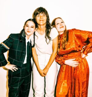 Courtney Barnett Instagram - @jbrekkie x @juliajacklin x @hereandtherefest x @poonehghana ❤️❤️❤️❤️