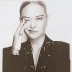 Courtney Eaton Instagram - YELLOWJACKETS PREMIERE Styling: @ecduzit Makeup: @danadelaney Hair: @dereksyuen