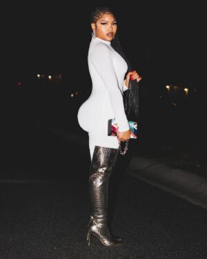 Courtney Godsey Instagram - “That’s princess off tubi” They like my vibe they know my Aura Rich 🏆⭐️ | 📸 @isthatjuug