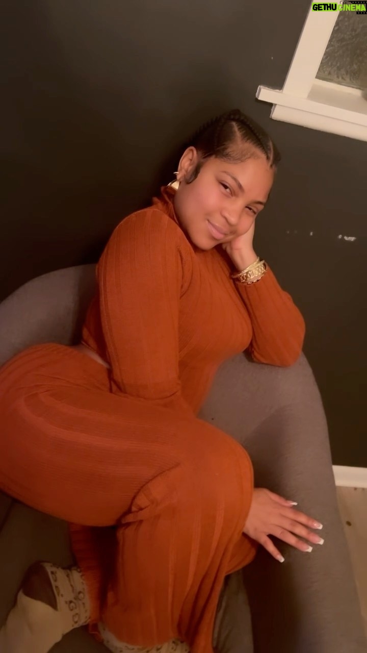 Courtney Godsey - 79K Likes - One of none 24k 🏆