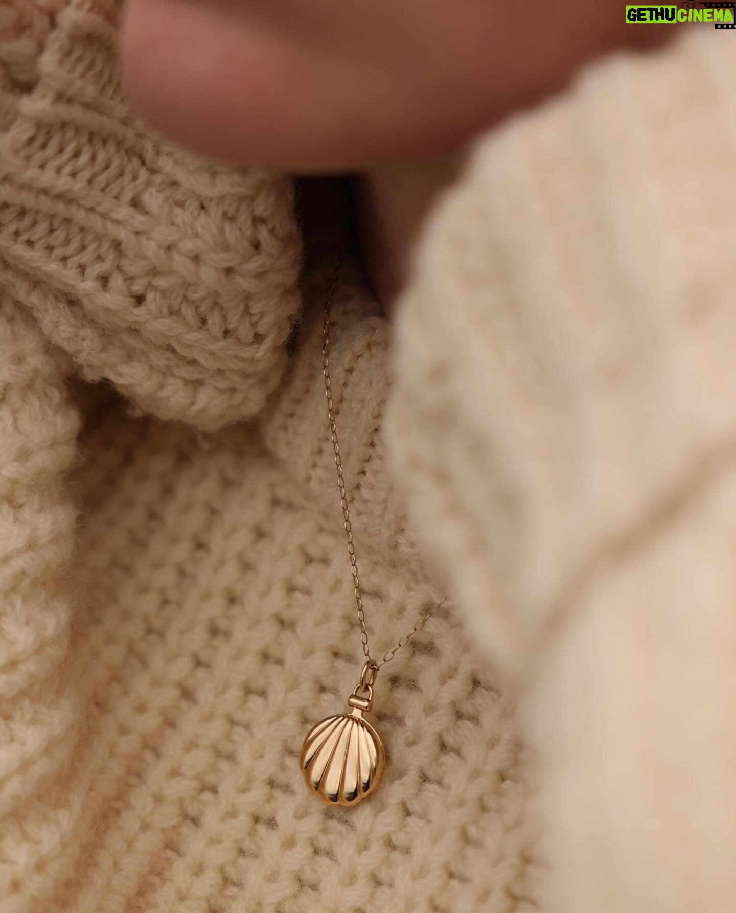 Courtney Halverson Instagram - Maybe I watched Annie a little too many times as a child, but to me there has always been something so beautiful and so nostalgic about a locket. A secret little treasure box that you can wear around your neck, a place to hold memories and to keep them close to your heart. I cannot express how thrilling it has been to launch this small collection of lockets with @monicarichkosann. The amount of messages and texts and congratulations has been so surreal - and it’s a bit of a “pinch me” moment. I’ve long since admired MRK pieces and when the idea came about to create a collection (alongside Monica herself) I said yes immediately. My first thought, as the collection came to life, was to photograph the pieces in Ireland - I still can’t believe it came true This collection means so much to me, and the shell shape was inspired by the feeling of walking along a beach, finding little hidden treasures, buried in the sand. If you’re as much of a hopeless romantic as I am, then please know these lockets were made with you in mind. ps : as of right now, the collection (in both sterling silver as well as 18k gold) is available now through April, and hopefully beyond then. 🐚 . . . . #ronanticstyle #locketnecklace #lockets #feminineenergy #ireland