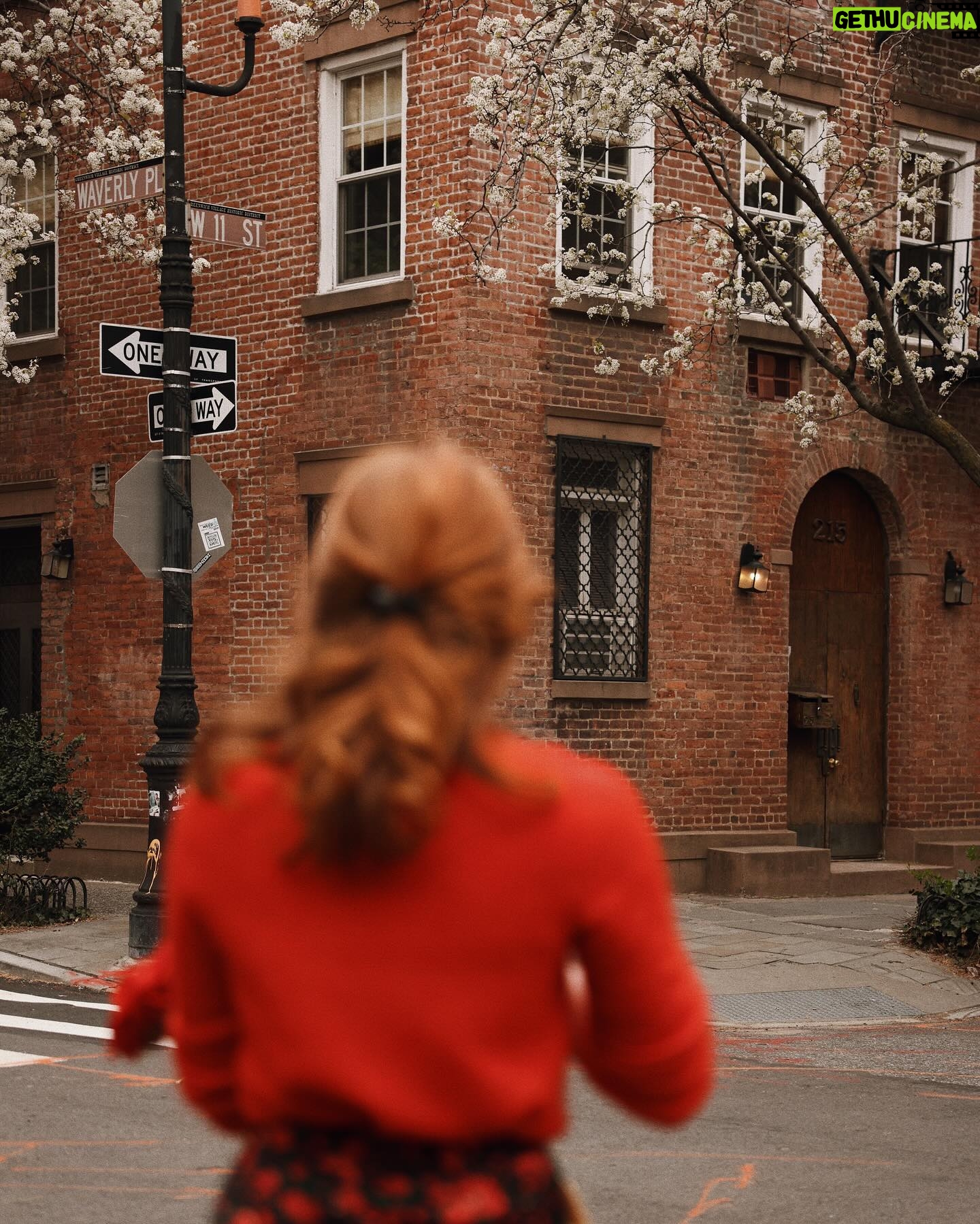 Courtney Halverson Instagram - Please consider this my love letter to spring in NYC. This is only my third spring since swapping California for the east coast and in many ways it feels like the third spring I’ve ever experienced in my life. The way the flowers appeared on the trees right when it felt like I needed them most; right when I very nearly doubted that spring would ever return after the slow down of winter. The trees and the flowers and the taxis and the birds and the neighborhoods - all of it a beautiful jumble together that I very much missed. Have you visited NYC in the spring? And did you fall in love with it too? 🚕 . . . Wearing head to toe @sezane as captured by @krystal_bick | #feminineenergy #sezane #nycspring #romanticstyle #cinematicmoment