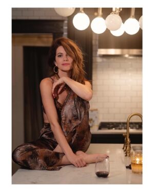 Courtney Henggeler Instagram - I took these pictures because I was having fun with @veryvness & @elselingerie 

I’m posting these pictures because I took a gummy. 

In summary: I  am a master decision maker. 

📸: @curtyphotog