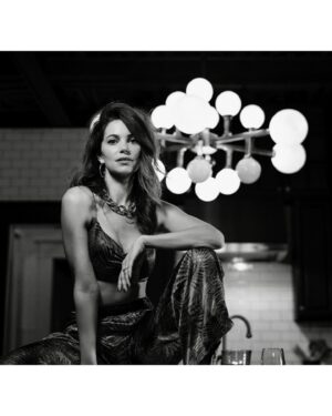 Courtney Henggeler Instagram - I took these pictures because I was having fun with @veryvness & @elselingerie 

I’m posting these pictures because I took a gummy. 

In summary: I  am a master decision maker. 

📸: @curtyphotog