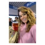 Courtney Henggeler Instagram - I’m not saying being the only American women at the @chelseafc @westham match was the reason @cmpulisic scored the only goal today. Or even that being the only women there period, had anything to do with it. What I am saying is, I’m good at drinking beer.