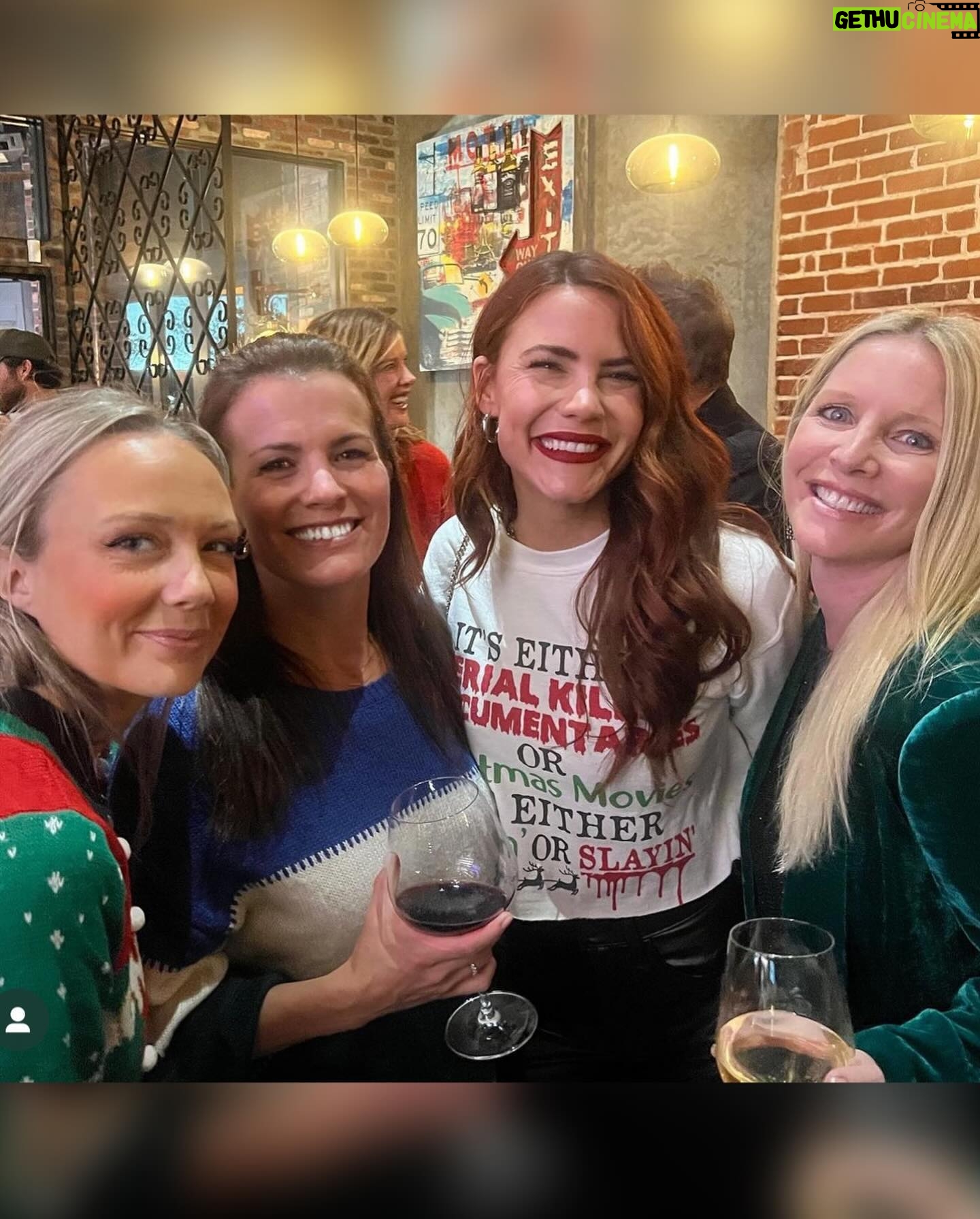 Courtney Hope Instagram - You know when they say, “One day you look around and realize you’re right in the center of what you prayed for?” That’s been me these last few weeks. These powerful, beautiful (inside and out), strong, empathetic, soulful, funny, talented, loyal, deep, eager, joyous, honest, hardworking, SUPPORTIVE women are something I asked God to help me surround myself with for years. A few of these women have been there from the beginning 🥰 as others fell by the waste side- and then slowly but surely my tribe just kept expanding until I realized, here I am… In the middle of all I prayed for. And now I work with and meet new inspiring women everyday and I am blown away at their grace. There are MANY more women (damn you 10 photo limit, not captured dinners @traceybregman1, and non recorded zoom calls @breakingthechainsfdn 😜) but I love you all and I’m so grateful for each and every one of you more than you know ! 🥰👑🫶🏼 Cheers ladies! 🥂