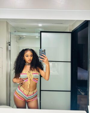 Cravetay Instagram - today’s forecast 🍭🇵🇷😏